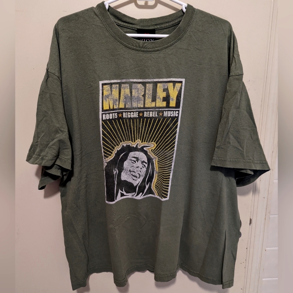 RARE 90s Bob Marley tee